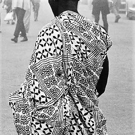 <p>Nkyimu, pronounced n-chi-moo, an Adinkra symbol representing skillfulness and precision, is a pattern created by the Akan people from Ghana and Ivory Coast. This grid-like pattern is placed on fabrics before other Adinkra symbols are stamped, ensuring precise placement of each symbol. Likewise, 54kibo was created to be a foundation that showcases Africa's vast interior decor designs and creativity.  </p>