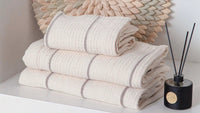 Addis Gray Waffle Weave Bath Towels Set 2